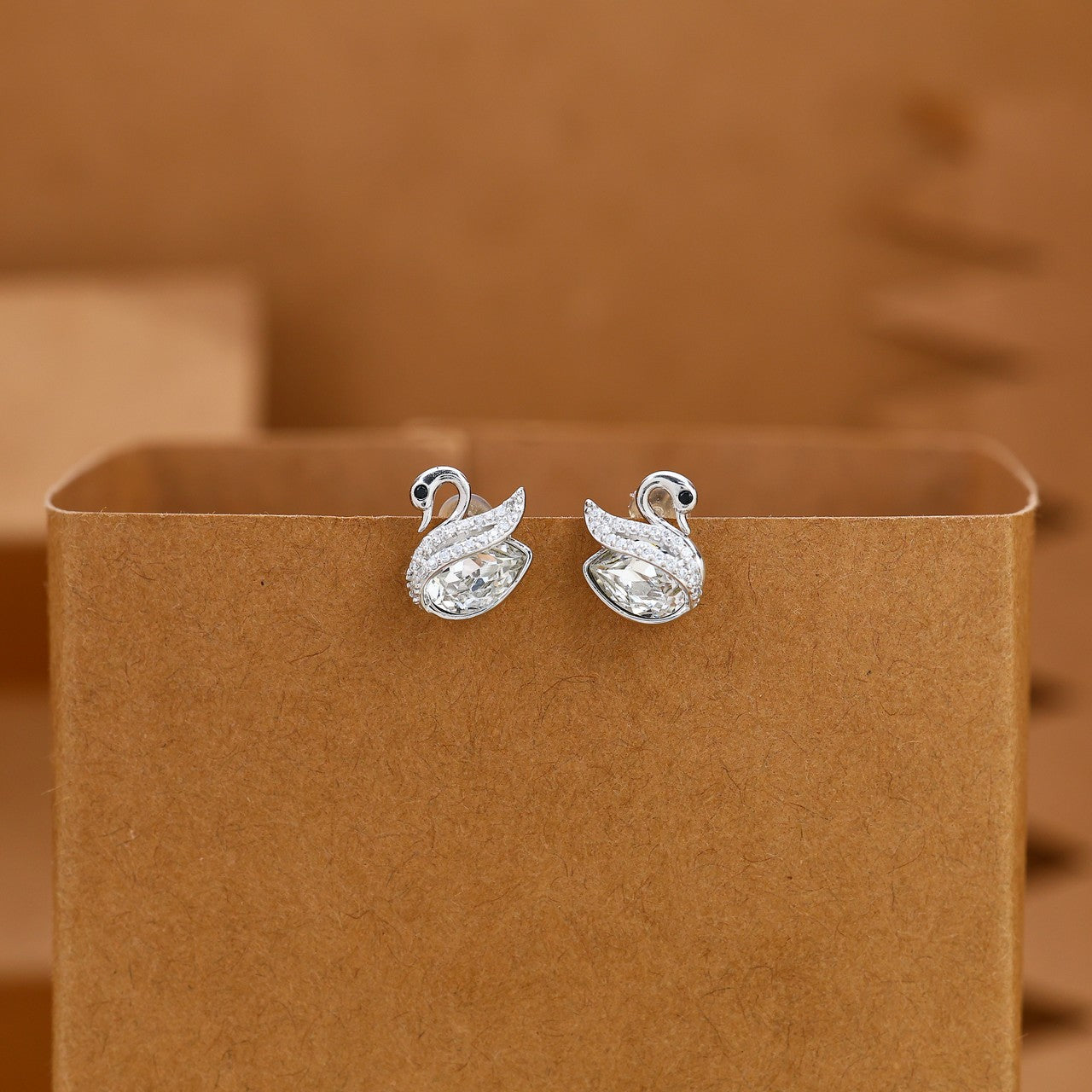 Royal Swan Design 925 Silver Necklace