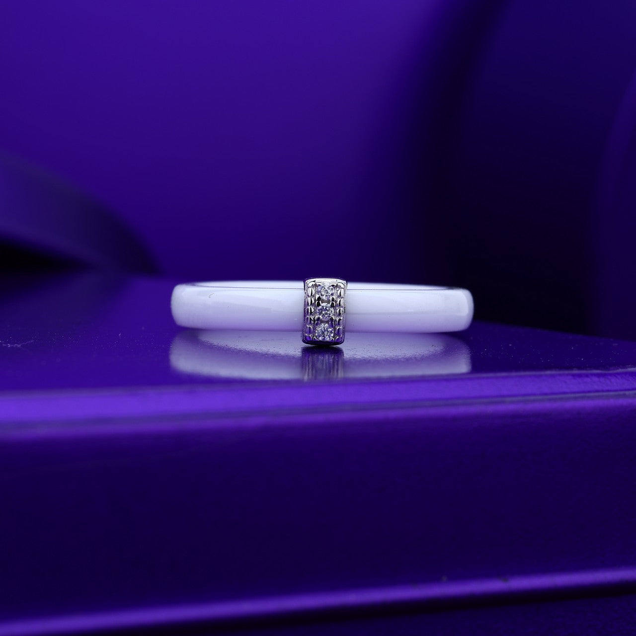 White Ceramic Glow Band- 3 Stone Elegance In 925 Silver-Rose