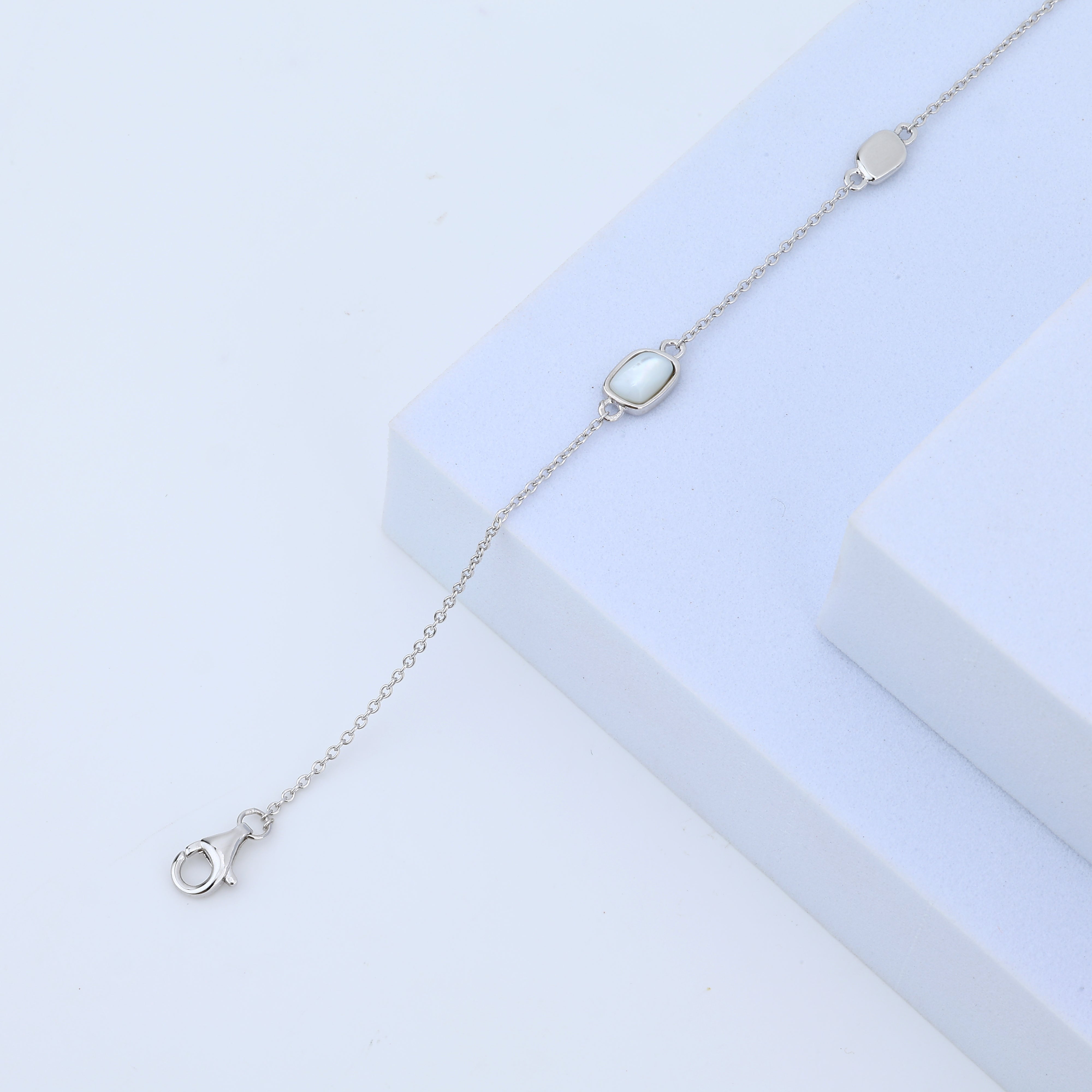 Luna Oval Mother Of Pearl 925 Silver Bracelet