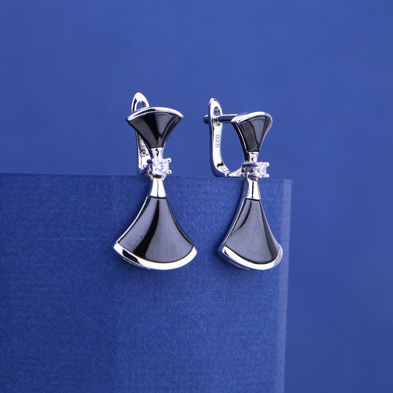 Modern Charm Silver Ceramic Set