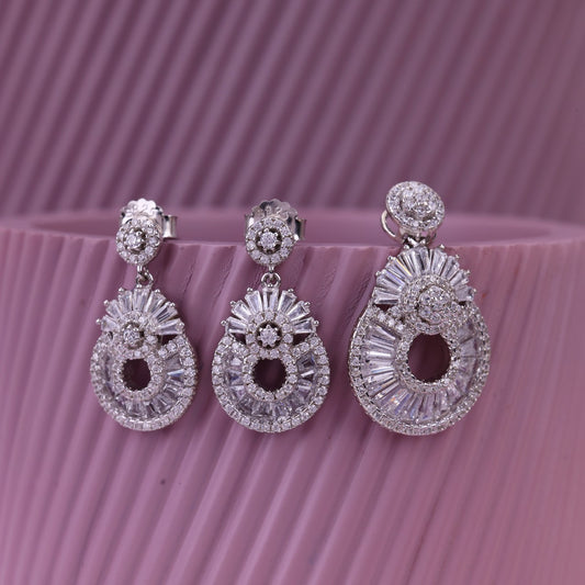 92.5 Silver Round Halo CZ Pendant Set | Premium Party Wear