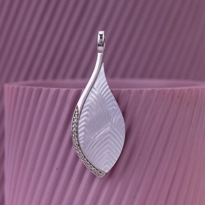 92.5 Silver Mother Of Pearl Pendant & Earrings Set | Leaf Design