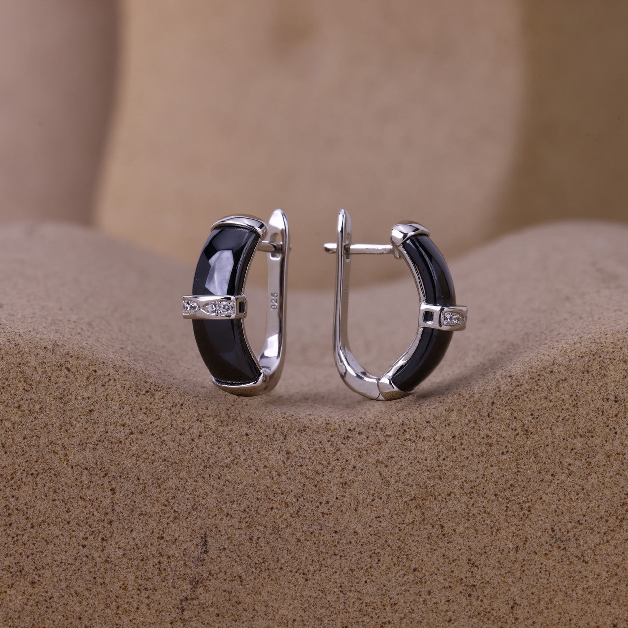 Black Ceramic Sleek J-Hoop With Silver Dimond Line