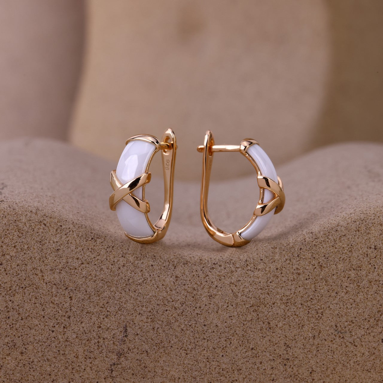 Rose Faith J-Style Minimal Earrings