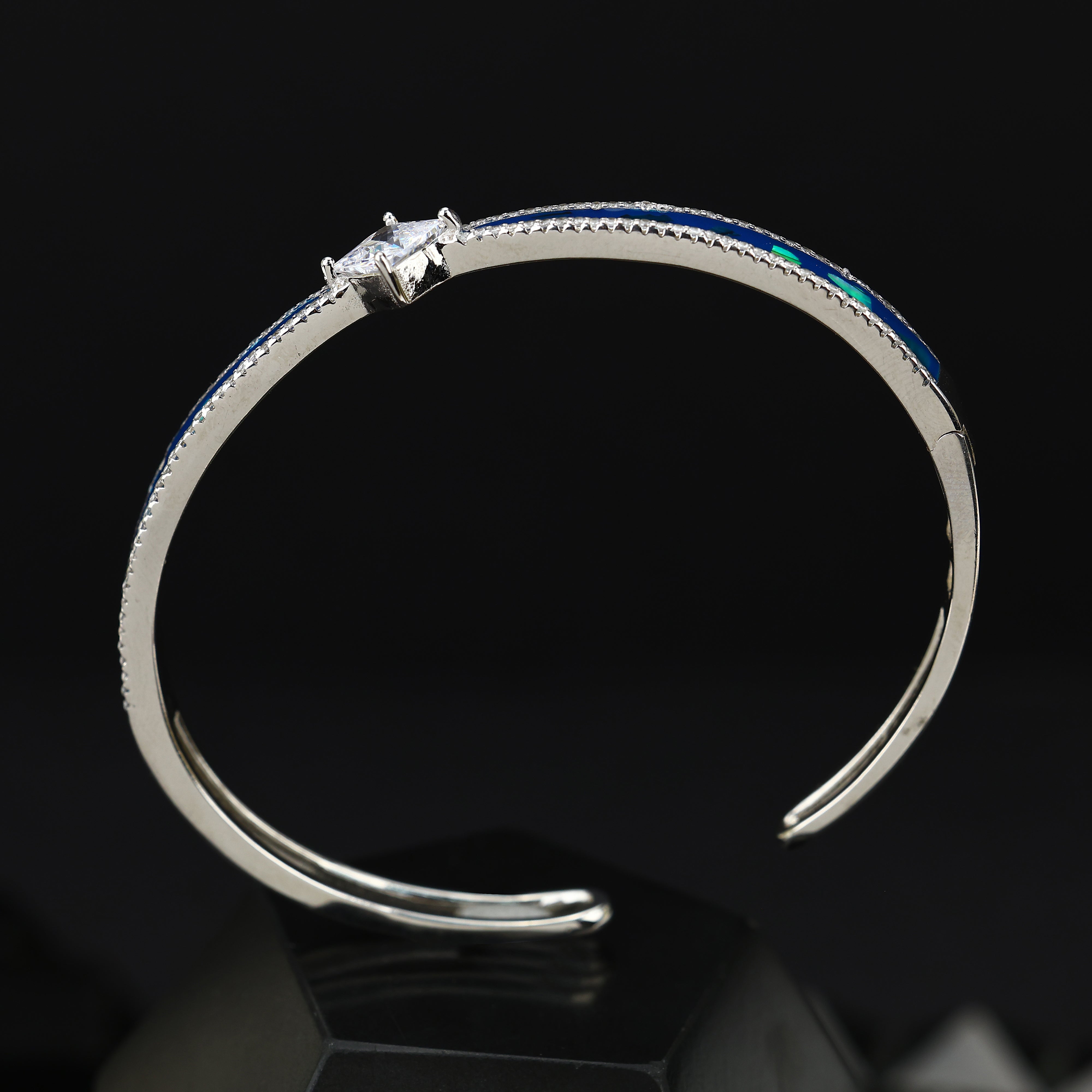 Royal Blue Stone Inlay Open Bracelet