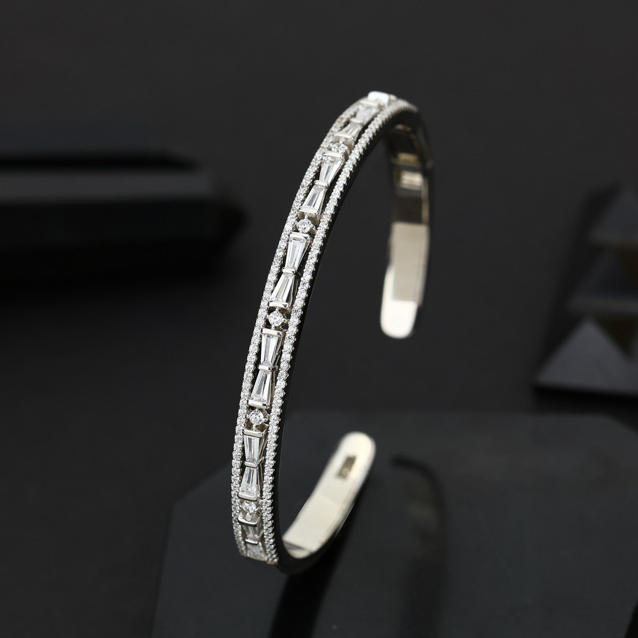 92.5 Sterling Silver Cuff Bracelet With Sparkling Stones