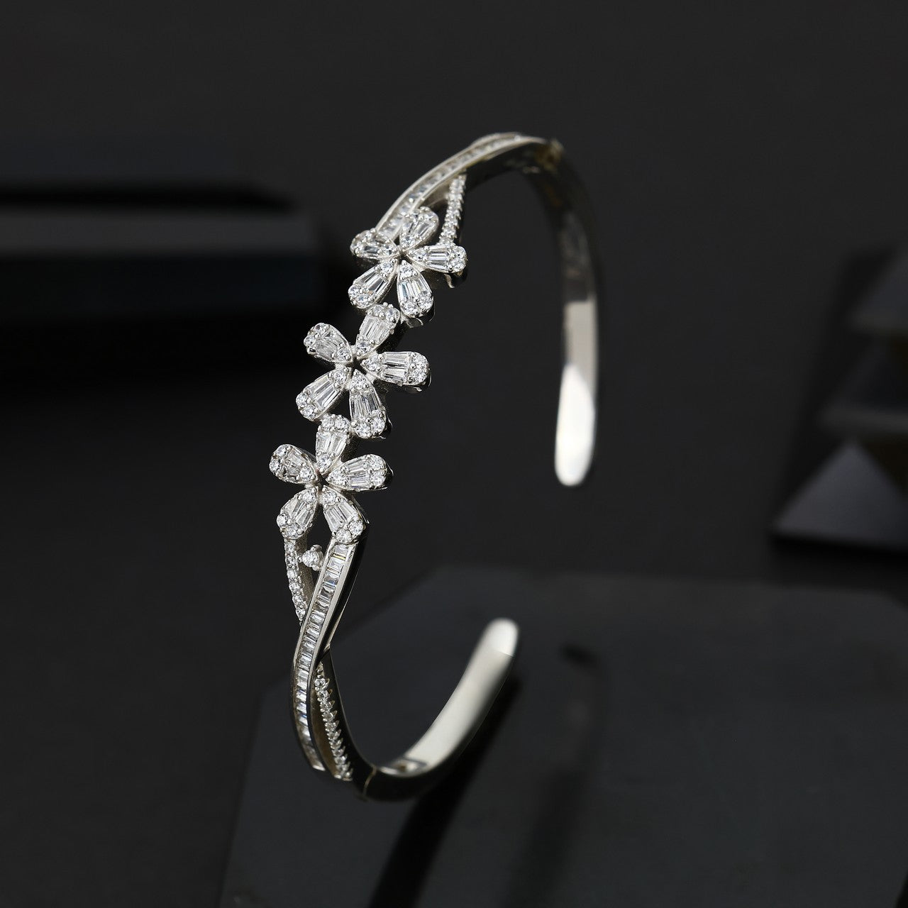 Elegant Floral 92.5 Silver Bracelet | Sparkling CZ Stone Women's Kada