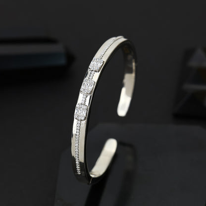 92.5 Sterling Silver Triple Diamond-Cut Stone Bracelet