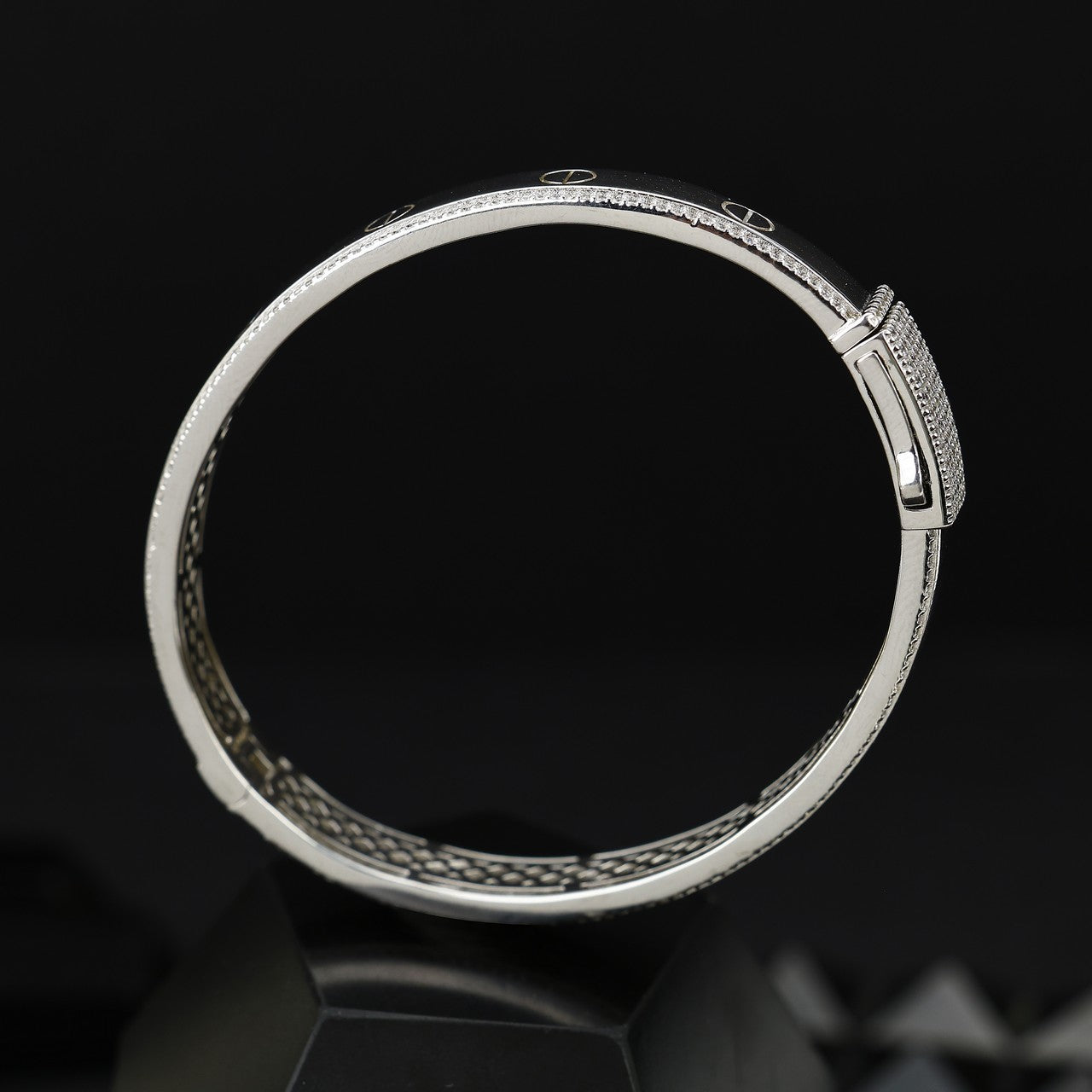 92.5 Sterling Silver Bracelet-Love Inspired Design