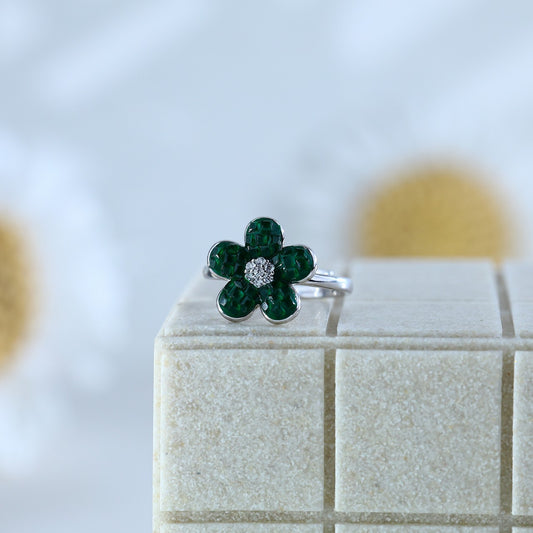 Green Bloom 92.5 Silver Trendy Ring
