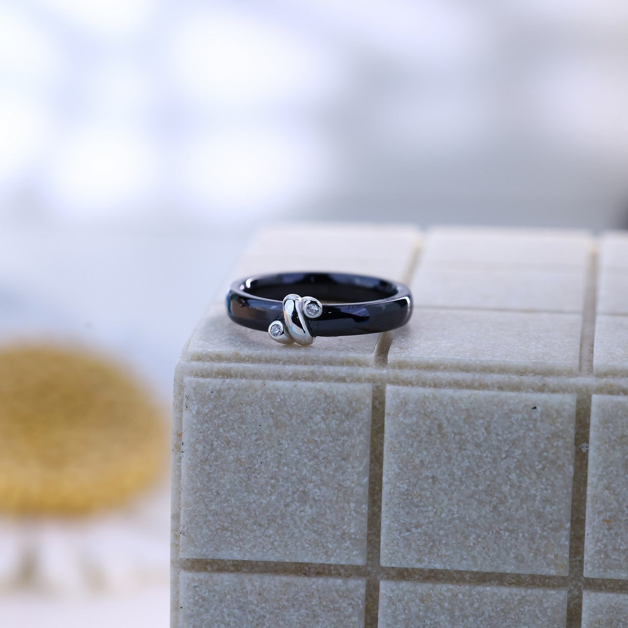 Twilight Loop Silver Ceramic Set