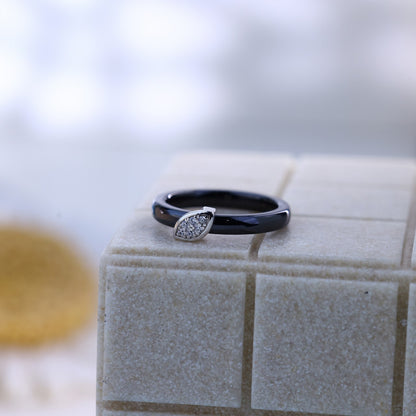 Eternal Noir Leaf Silver Set