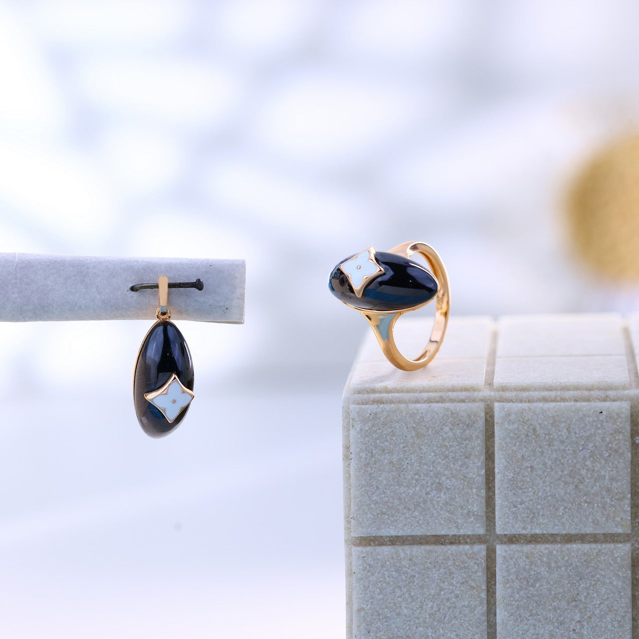 Noir Classic Ceramic Set