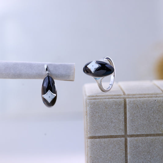 Black & White Harmony Silver Set