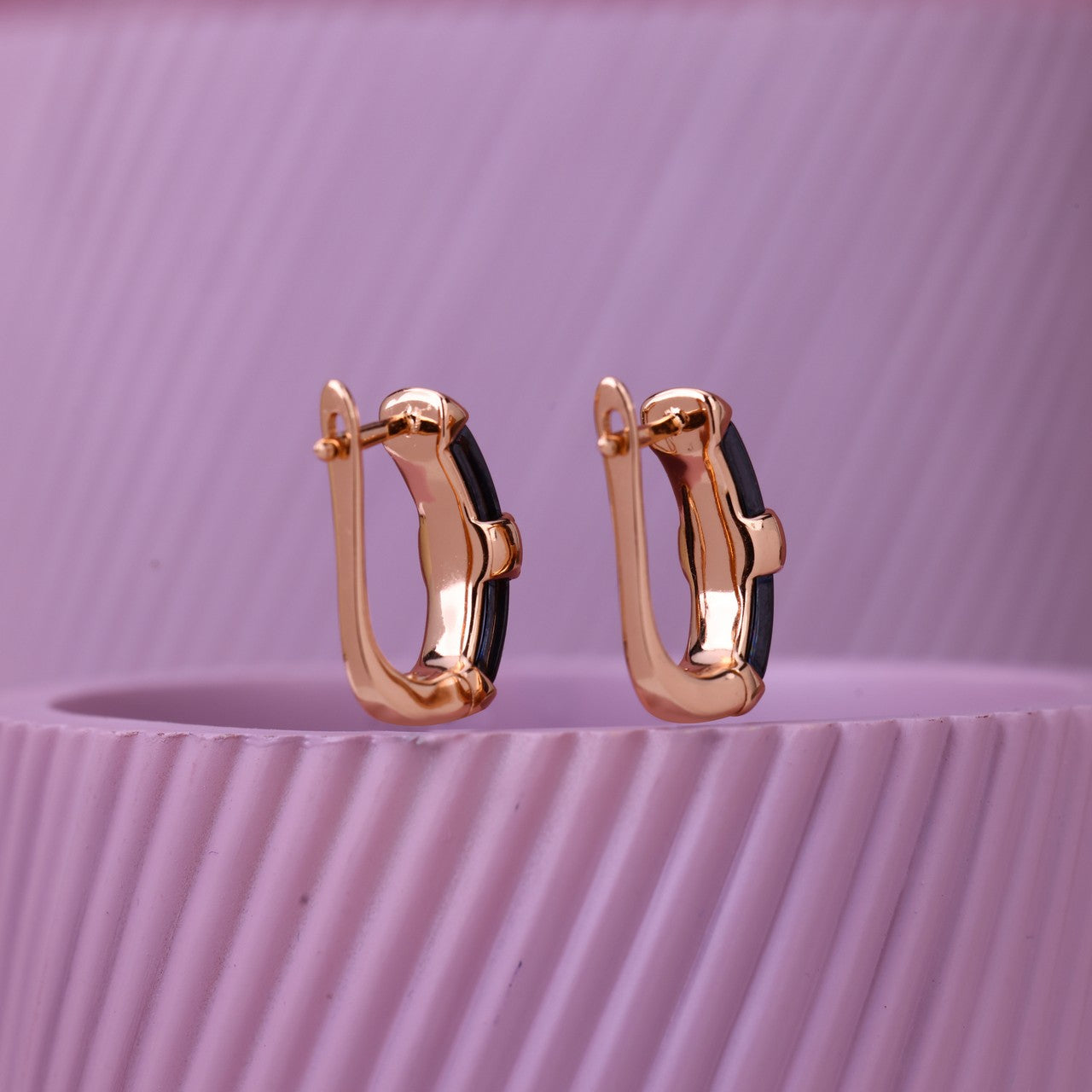 Black Ceramic Elegance J-Lock Earrings