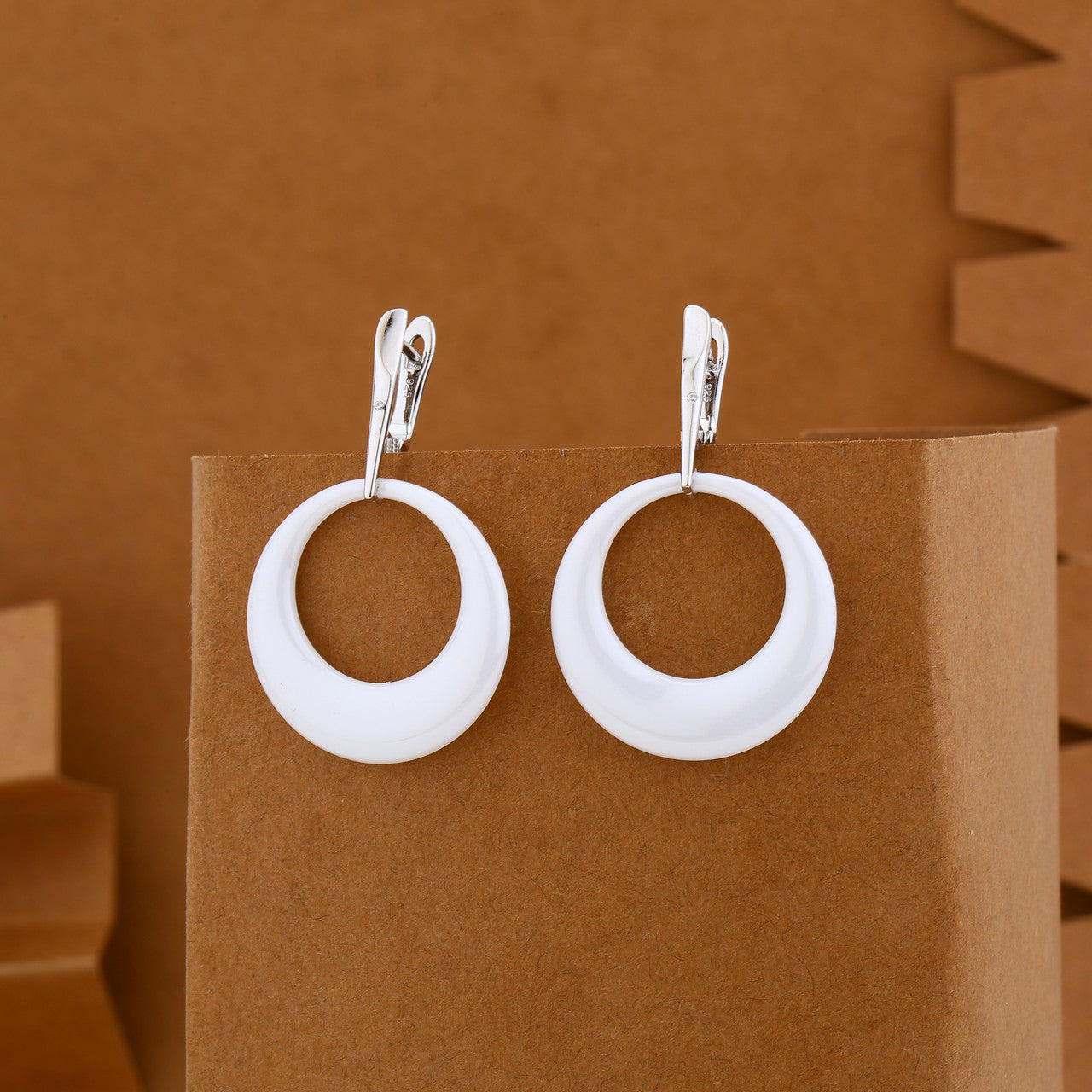 Graceful Curve Pendant Set