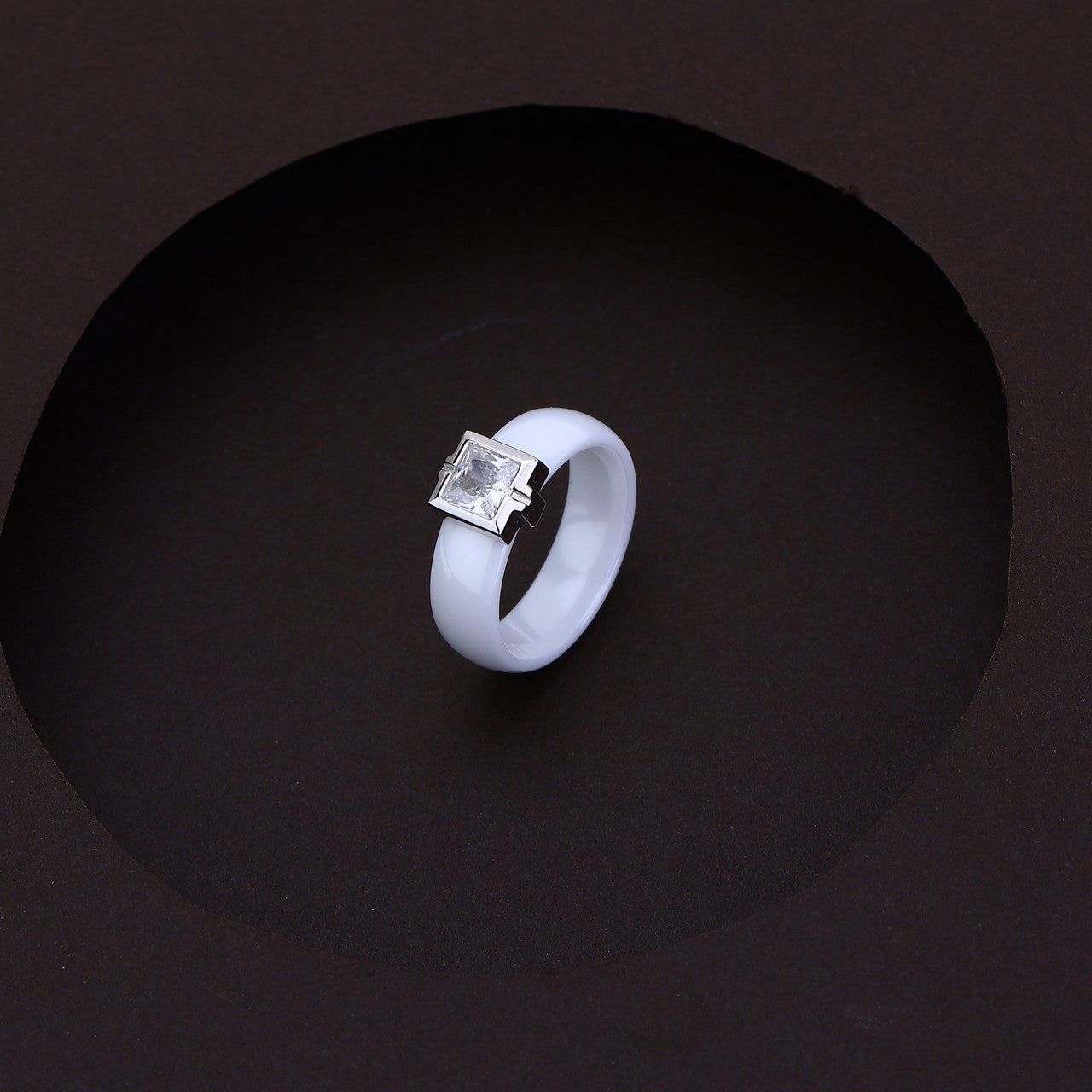 Classic Noir Solitaire White Silver Set