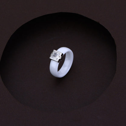 Classic Noir Solitaire White Silver Set