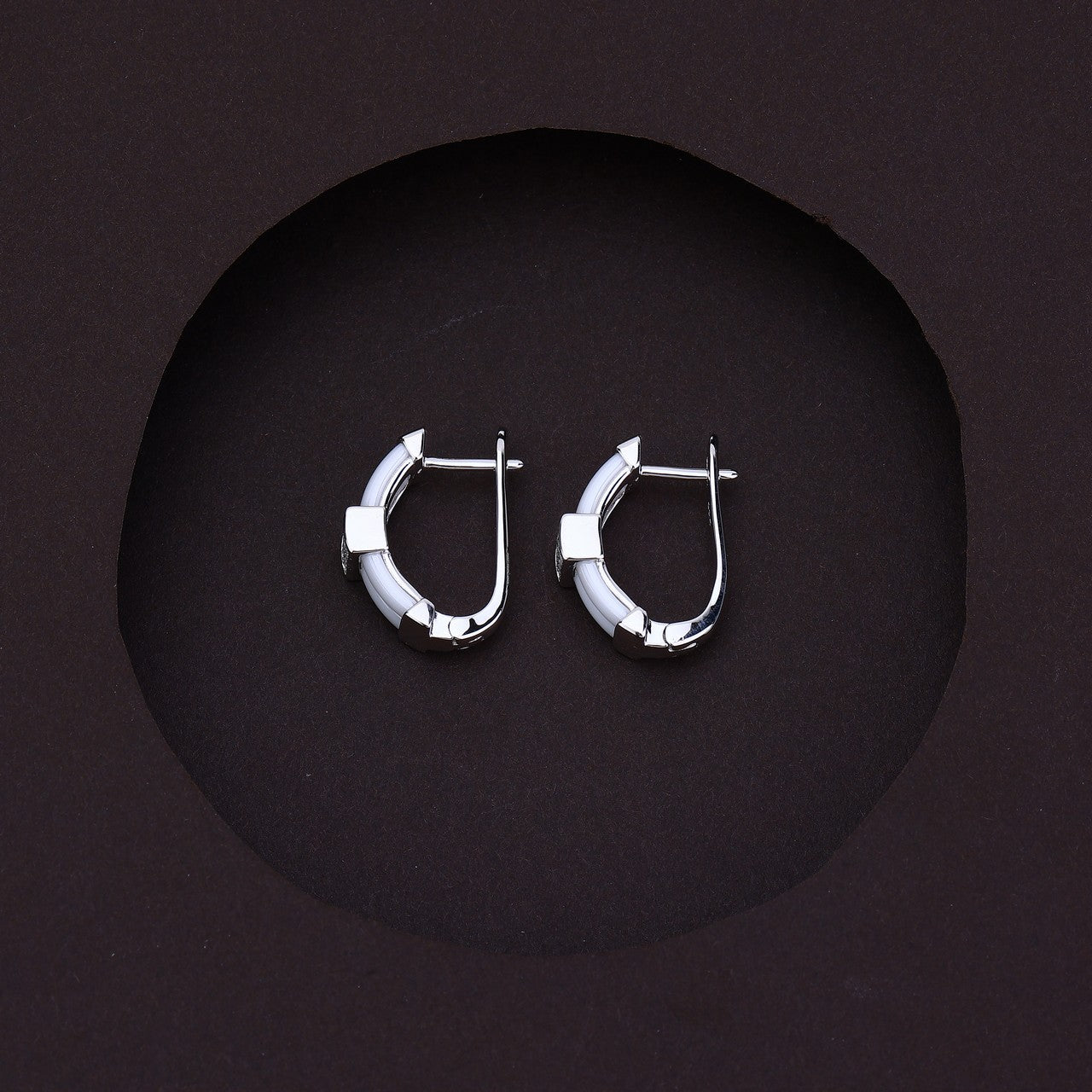 White Ceramic RectaGlow Silver Lock Earrings