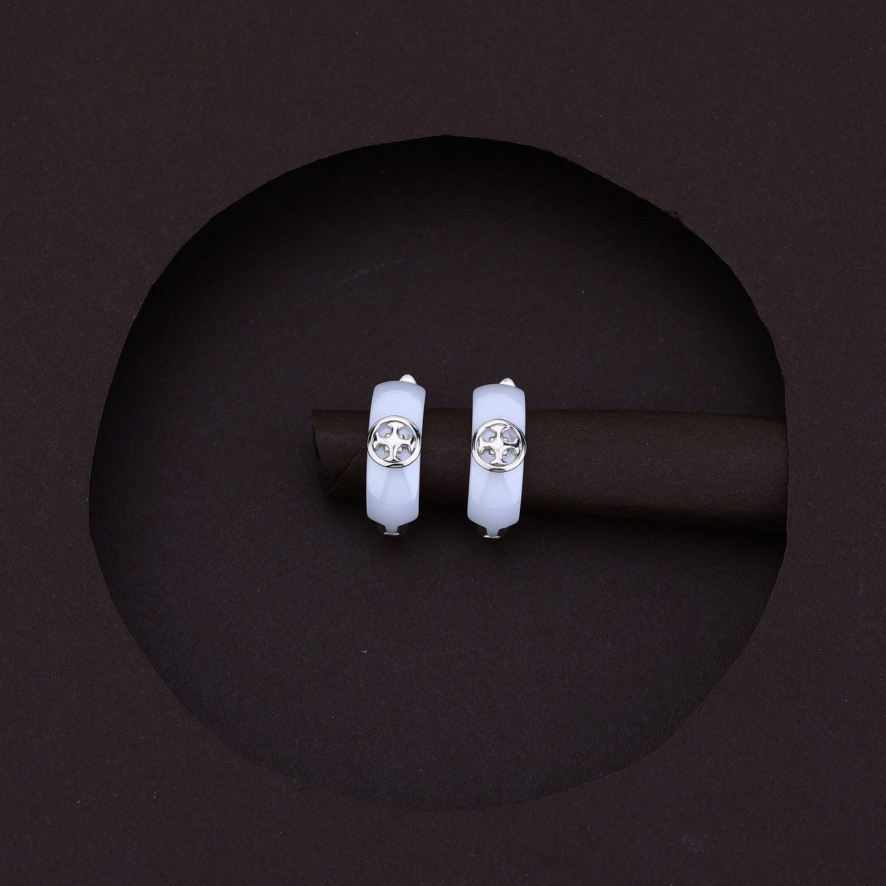 White Luxe Silver Ceramic Set