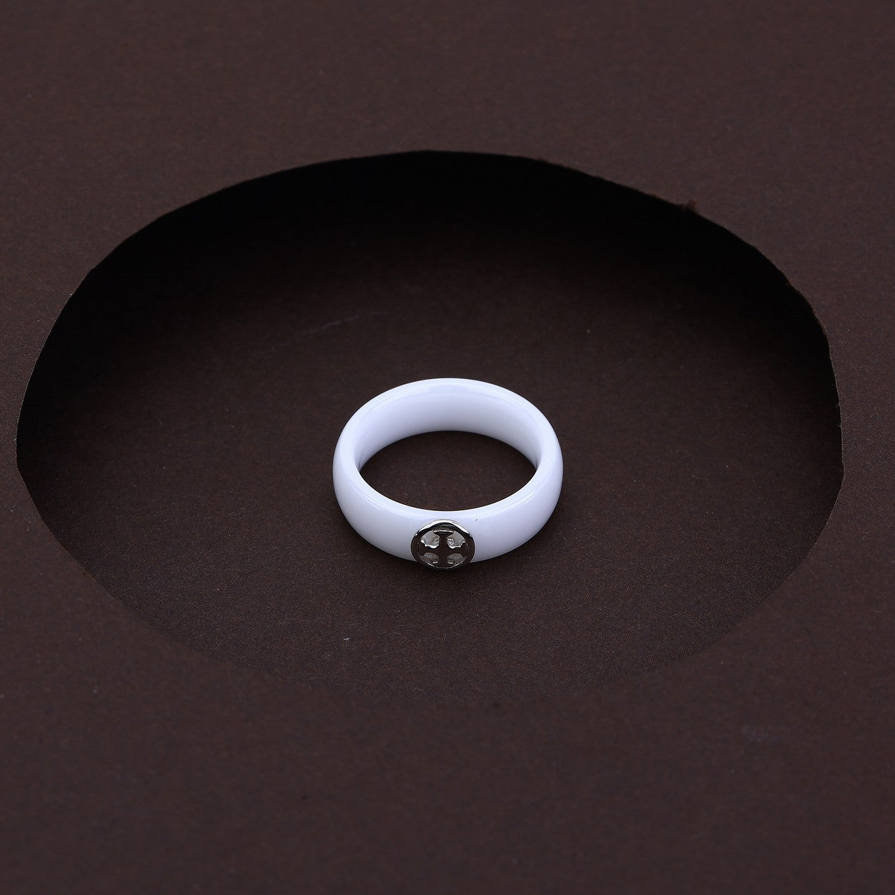 White Luxe Silver Ceramic Set