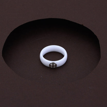 White Luxe Silver Ceramic Set