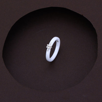 White Ceramic Arrow Silver Set