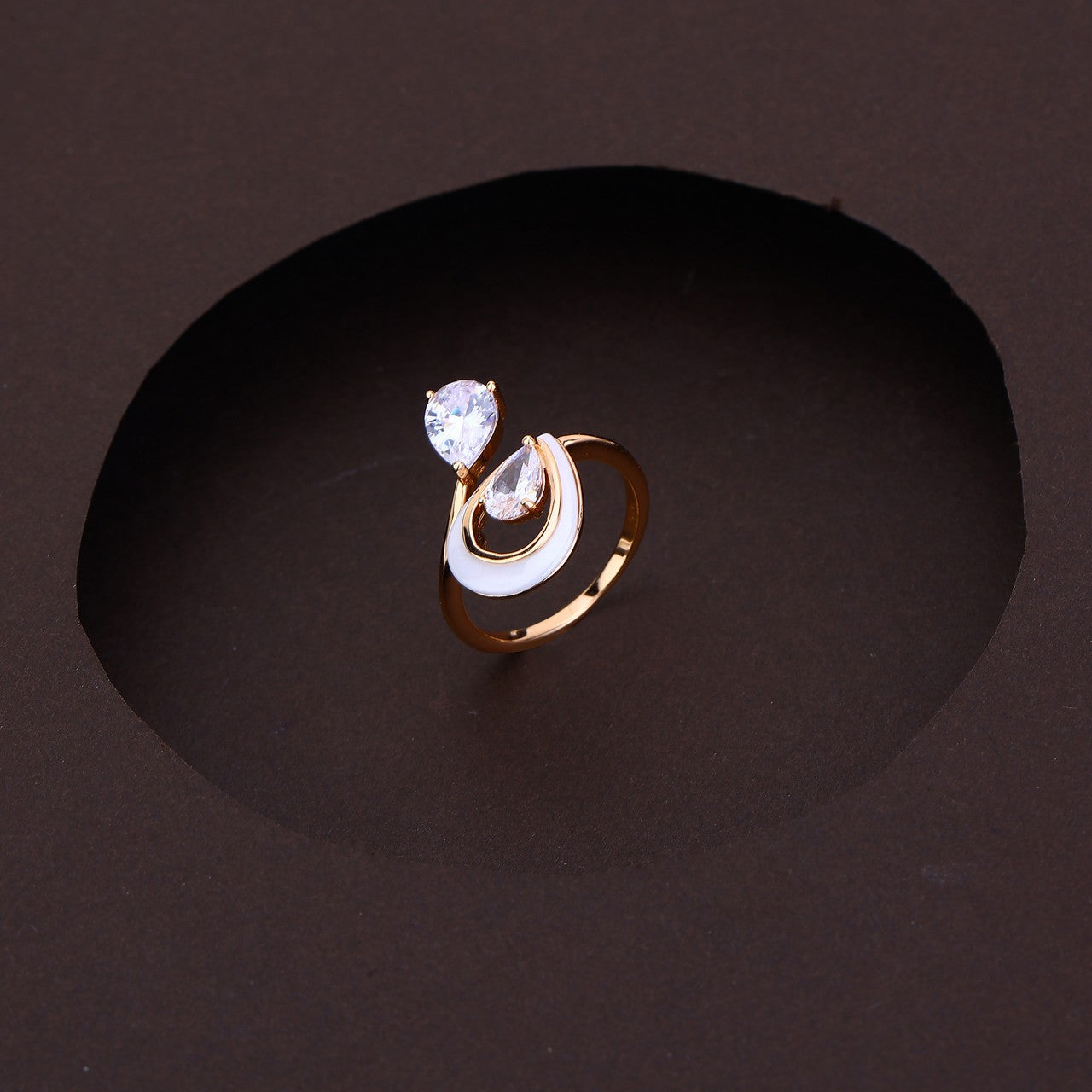 Eterna Glow Set -- Silver Rose Elegance With White Touch