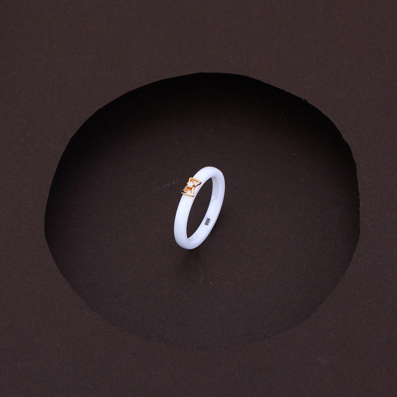 Minimal Luxe White Rose Silver Ceramic Set