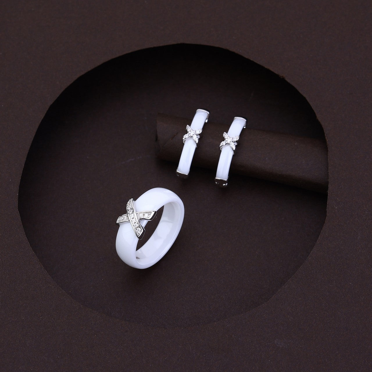 Cross Of Grace White Ceramic Set