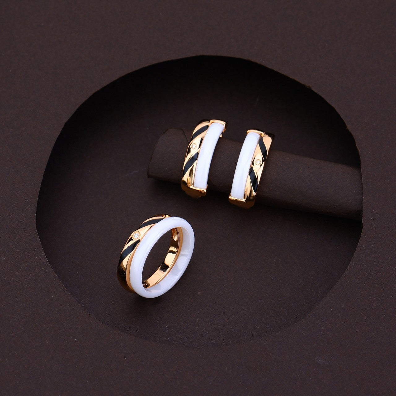 Zen Twist- Dual Tone Silver Rose Set