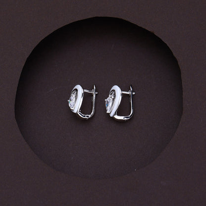 Eterna Glow Set -- Silver Elegance With White Touch