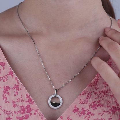 Graceful Curve Pendant Set