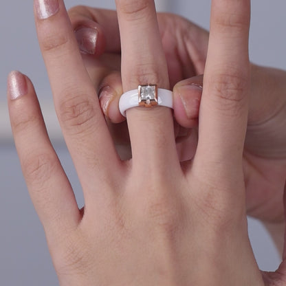 Classic Noir Solitaire White Rose Set