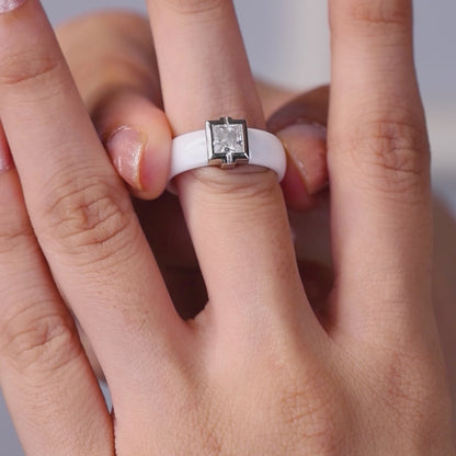 Classic Noir Solitaire White Silver Set